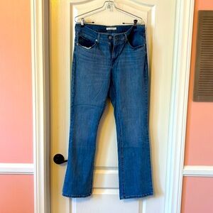 Levi’s Classic Bootcut Jeans size 12